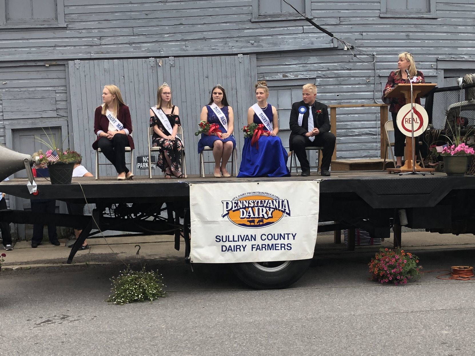 Sullivan County Dairy Parade 'partied till the cows came home'